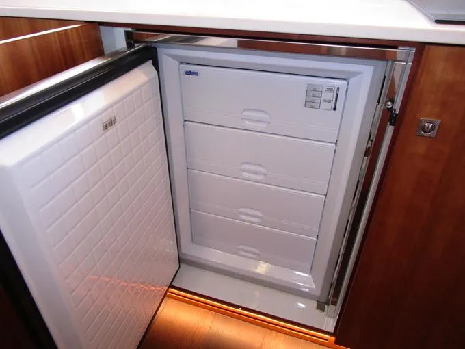 Slide: The Image of Galley Freezer - 14