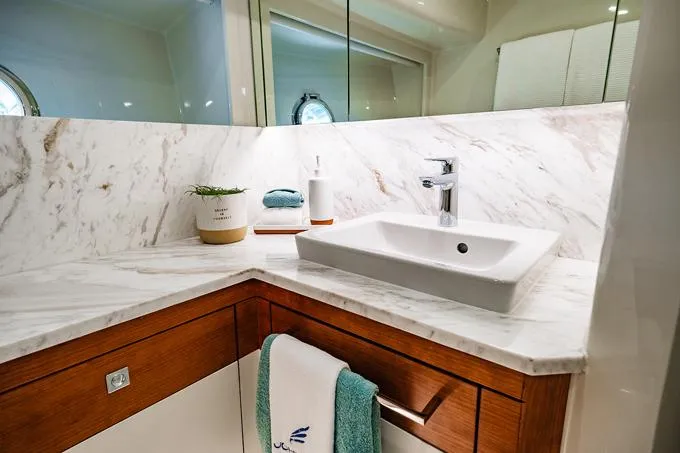 Slide: The Image of VIP Head - 39