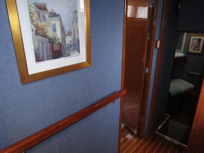 Slide: The Image of Forward companionway - 33