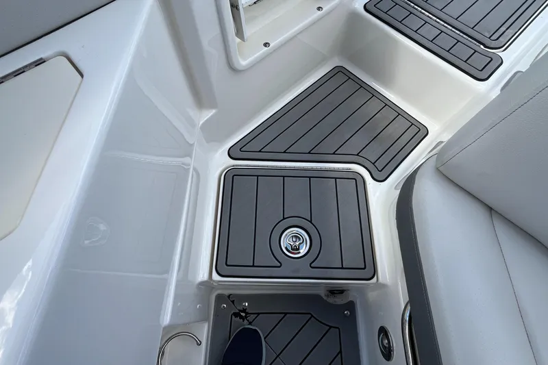 Slide: The Image of 2021 Sea Ray SLX 280 boat deck with sleek, modern design and non-slip flooring. - 59
