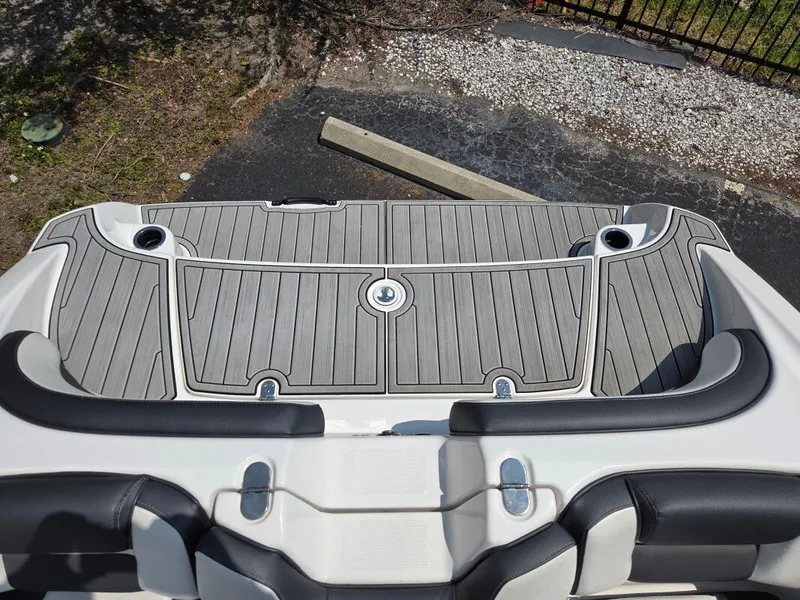 Slide: The Image of Yamaha 195S 2023 - 12