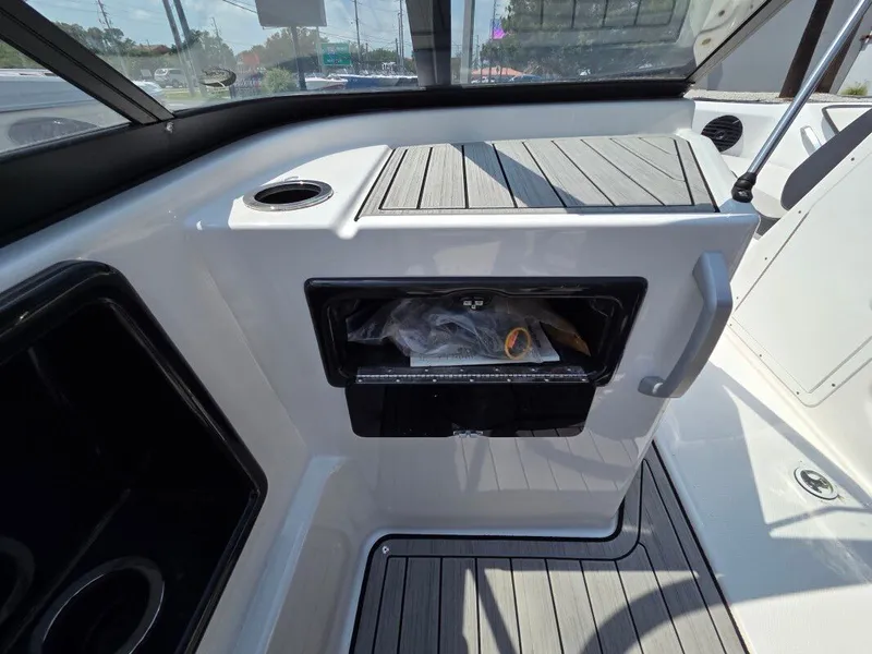 Slide: The Image of Yamaha 195S 2023 - 21