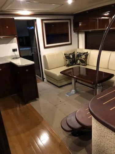Slide: The Image of Sea Ray 48 Sundancer 2008 - 11