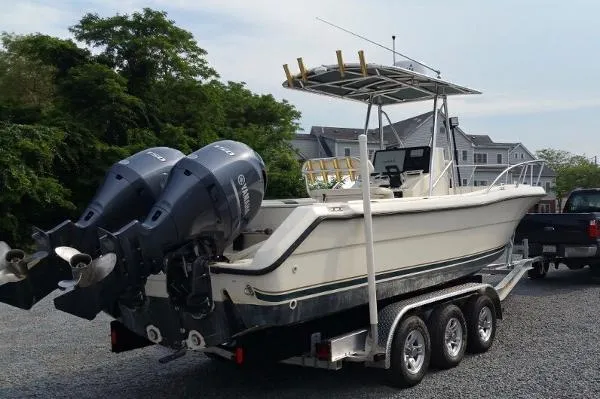 Slide: The Image of Pursuit 2470 Center Console 2000 - 0