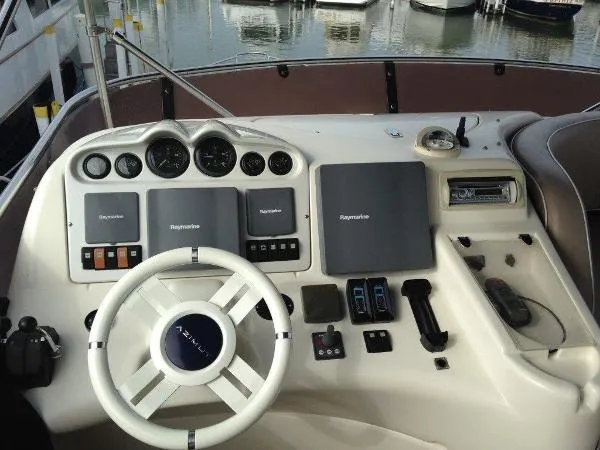 Slide: The Image of Azimut 50 Flybridge Sedan 2005 - 9