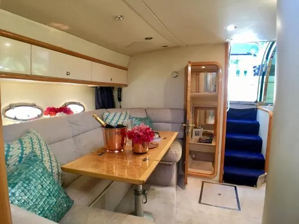 Slide: The Image of Sunseeker 42 Mustique 1994 - 10