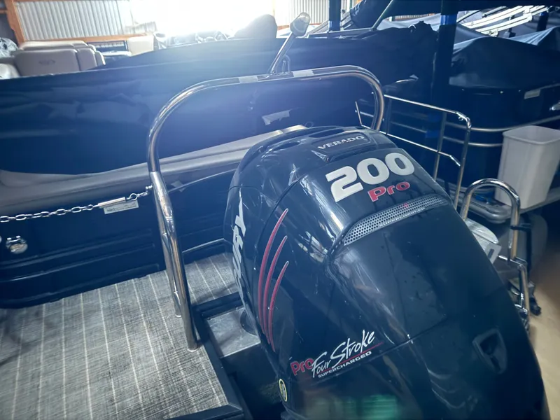 Slide: The Image of 2018 Harris 240 Solstice with 200 HP outboard motor. - 26