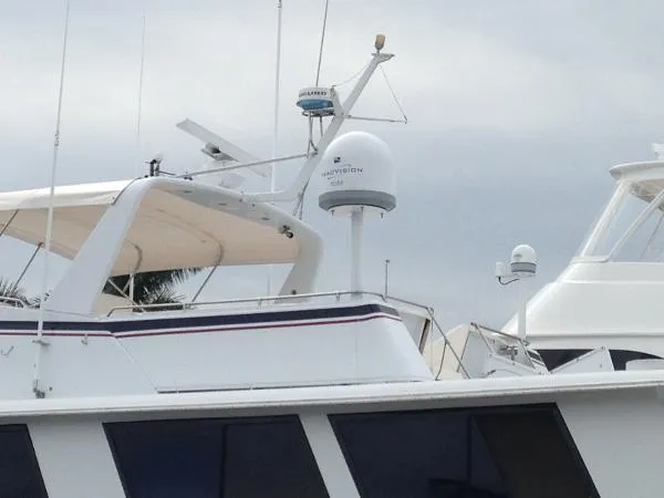 Slide: The Image of Hatteras 67 Cockpit Motor Yacht 1981 - 4