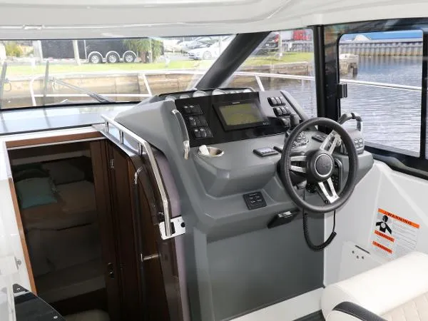 Slide: The Image of Jeanneau Leader 33 2019 - 4