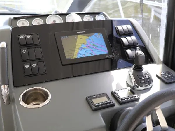 Slide: The Image of Jeanneau Leader 33 2019 - 5