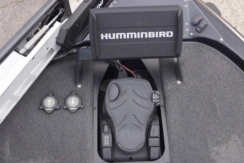Slide: The Image of 2019 Skeeter ZX250 boat with Humminbird fishfinder and Minn Kota foot pedal. - 20