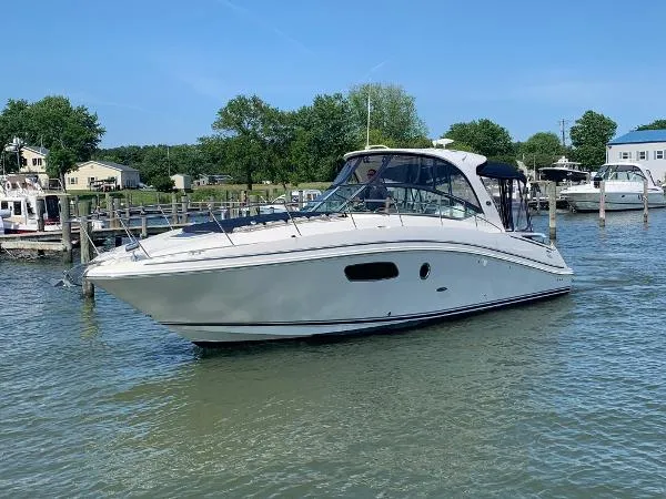 Slide: The Image of Sea Ray 370 Sundancer 2010 - 1