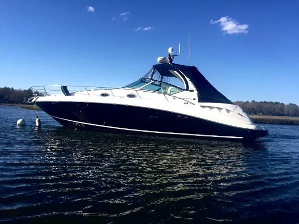 Slide: The Image of Sea Ray 340 Sundancer 2004 - 1
