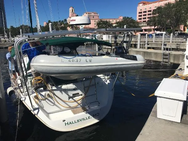 Slide: The Image of Beneteau 393 2003 - 4