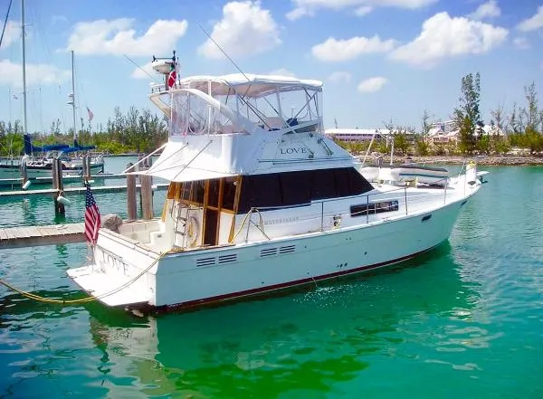 Slide: The Image of Bayliner 3888 Motoryacht 1992 - 0