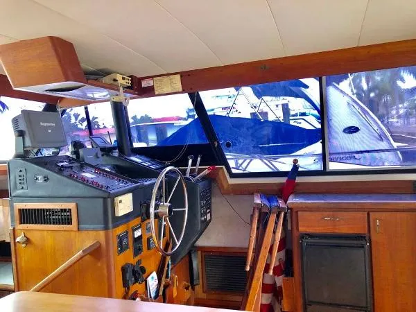 Slide: The Image of Bayliner 3888 Motoryacht 1992 - 1