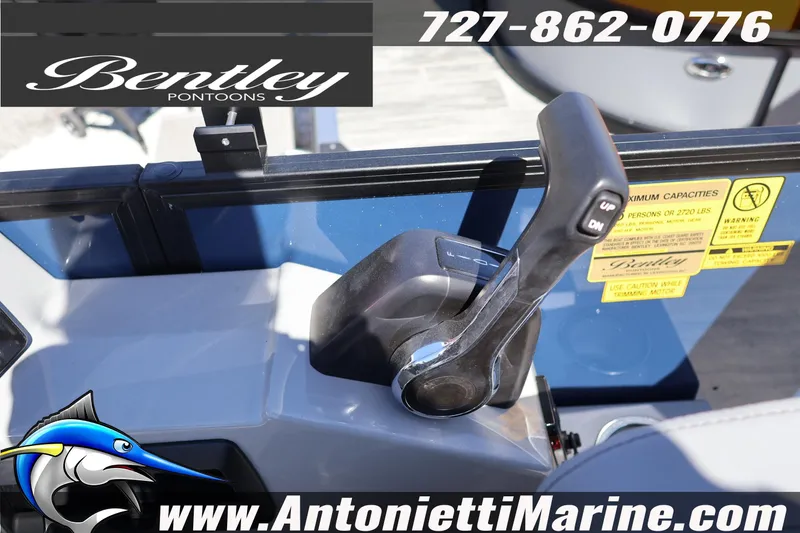 Slide: The Image of Control panel of 2026 Bentley Pontoons Elite 253 Swingback with throttle lever. - 29