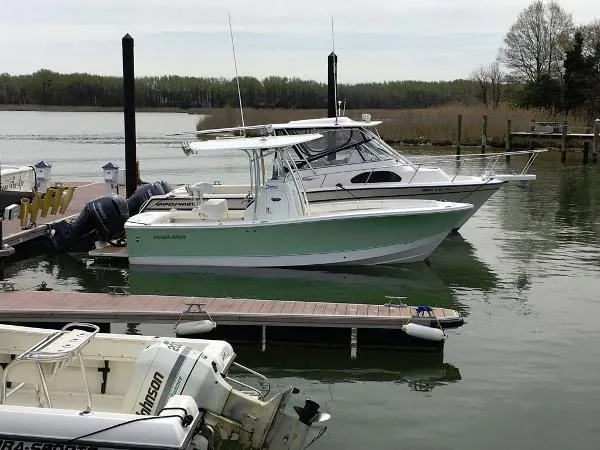 Slide: The Image of Regulator Marine 23 Forward Seating 2015 - 11