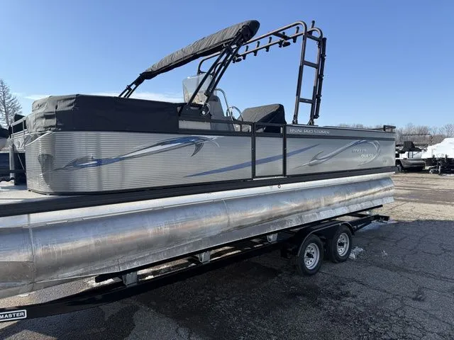 Slide: The Image of Angler 8524 Striper 2022 - 10