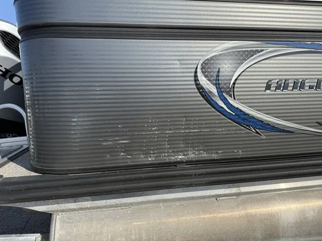 Slide: The Image of Angler 8524 Striper 2022 - 3