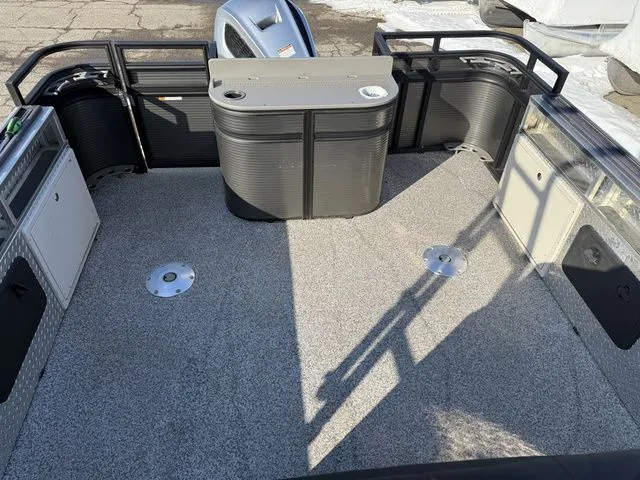 Slide: The Image of Angler 8524 Striper 2022 - 9