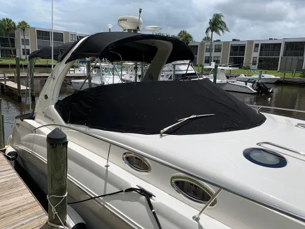 Slide: The Image of Sea Ray 320 Sundancer 2003 - 5