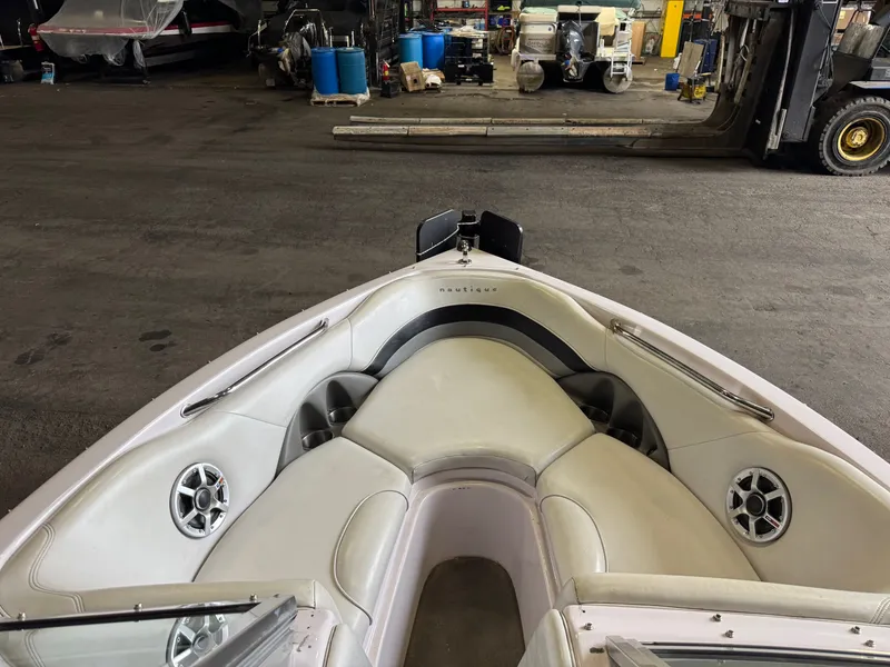 Slide: The Image of Interior of a 2006 Correct Craft Air Nautique 210 boat. - 7