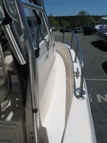 Slide: The Image of Grady-White Gulfstream 232 2012 - 10