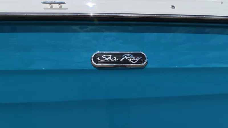 Slide: The Image of Sea Ray SDX 250 Outboard 2026 - 3