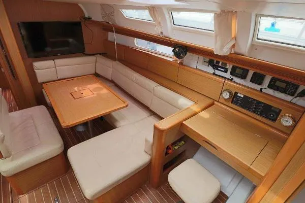 Slide: The Image of Jeanneau Sun Odyssey 44i 2010 - 5