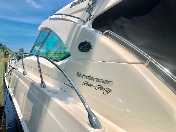 Slide: The Image of Sea Ray 540 Sundancer 2010 - 3