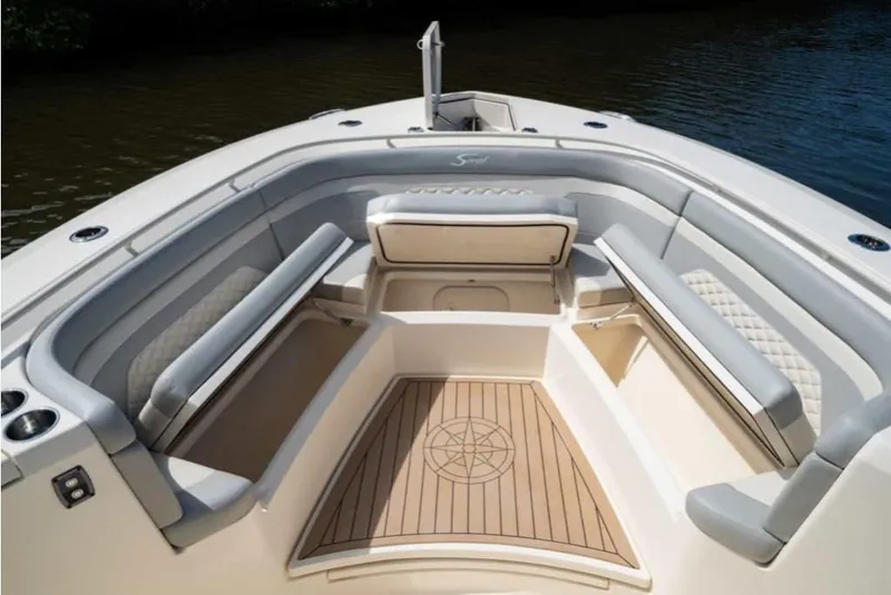 Slide: The Image of 2023-Scout-330-LXF-MarineMax - 16