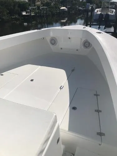 Slide: The Image of Ocean Master 336 Center Console 2016 - 5