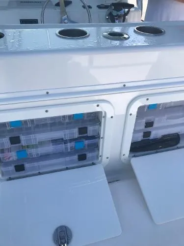 Slide: The Image of Ocean Master 336 Center Console 2016 - 7