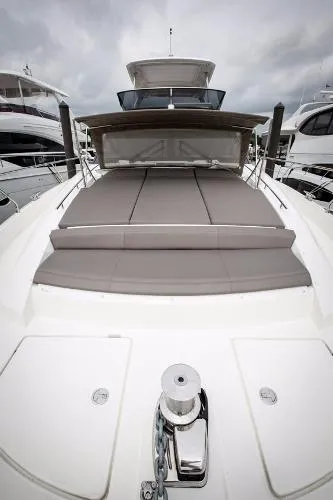 Slide: The Image of Prestige 680 Fly 2018 - 4