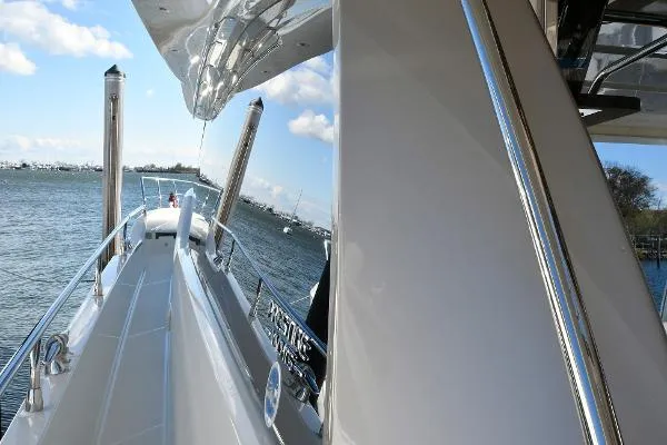 Slide: The Image of Prestige 680 Fly 2018 - 6