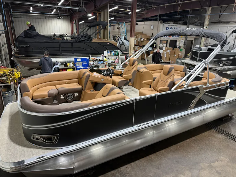 The Image of Tahoe LTZ 2385 Quad Lounge & 4-Stroke 2026 - 1