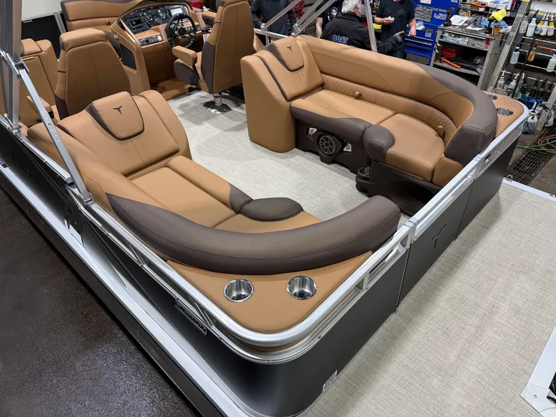 Slide: The Image of Tahoe LTZ 2385 Quad Lounge & 4-Stroke 2026 - 4