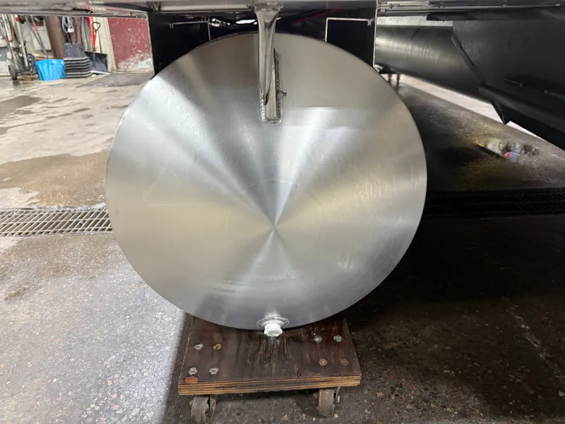 Slide: The Image of Tahoe LTZ 2385 Quad Lounge & Honda 4-Stroke EFI 2026 - 39