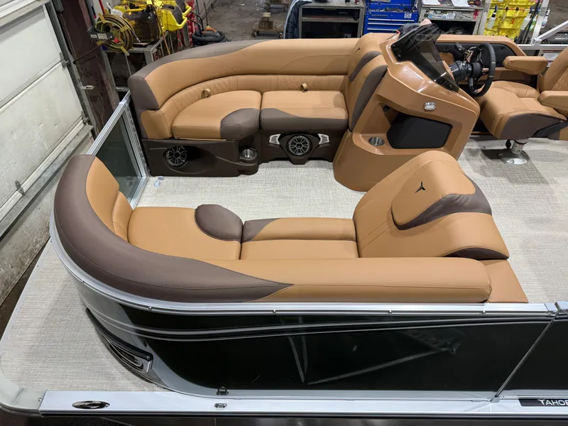 Slide: The Image of Tahoe LTZ 2385 Quad Lounge & Honda 4-Stroke EFI 2026 - 2