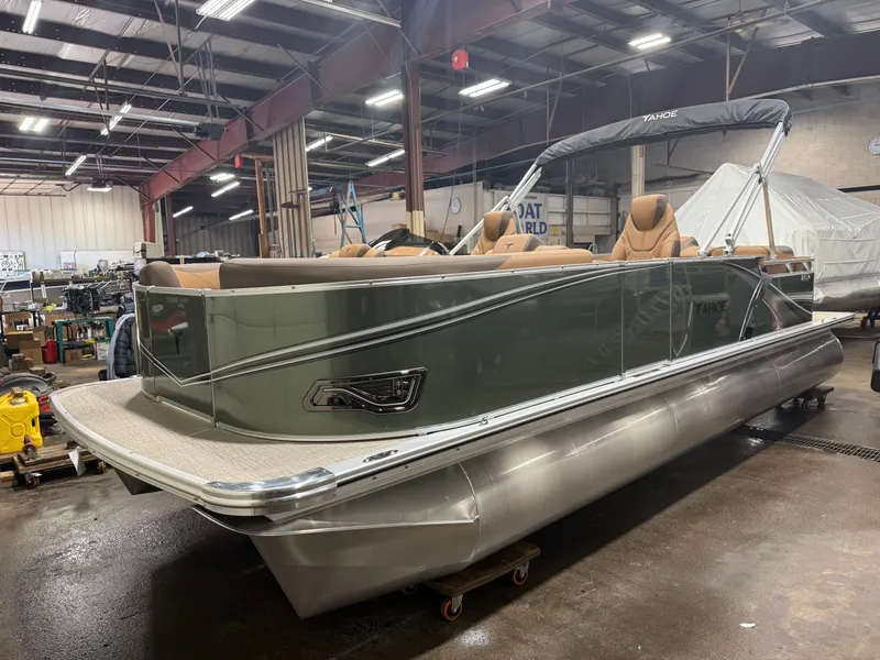 Slide: The Image of Tahoe LTZ 2385 Quad Lounge & Honda 4-Stroke EFI 2026 - 34