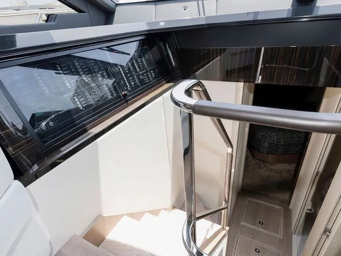 Slide: The Image of 2020 Absolute 62 Fly - Image 14 - 14