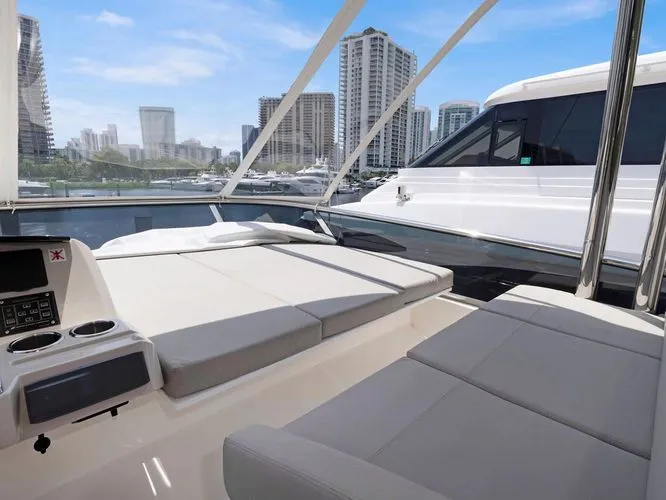 Slide: The Image of 2020 Absolute 62 Fly - Image 22 - 22