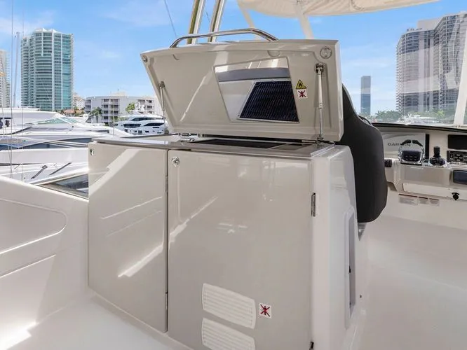 Slide: The Image of 2020 Absolute 62 Fly - Image 26 - 26