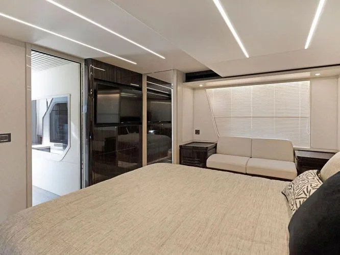 Slide: The Image of 2020 Absolute 62 Fly - Image 27 - 27