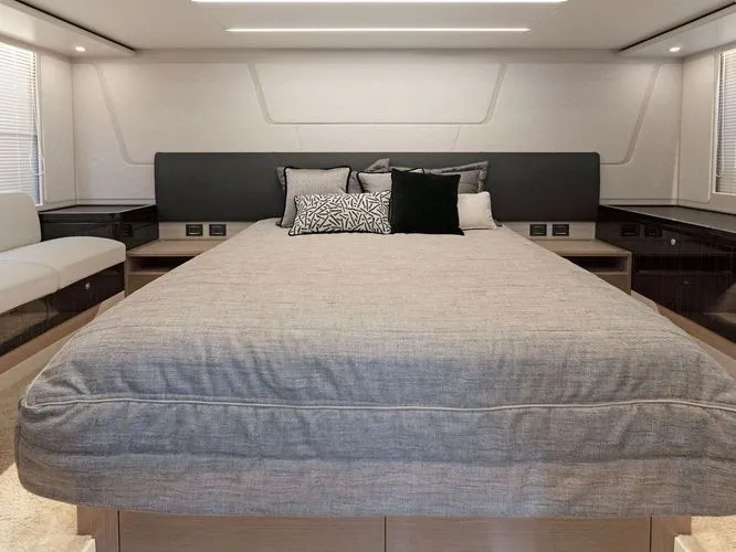 Slide: The Image of 2020 Absolute 62 Fly - Image 29 - 29