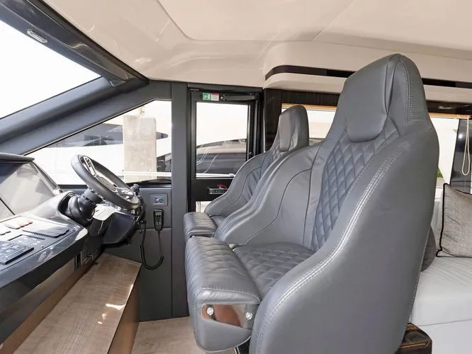 Slide: The Image of 2020 Absolute 62 Fly - Image 33 - 33