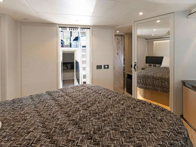 Slide: The Image of 2020 Absolute 62 Fly - Image 37 - 37