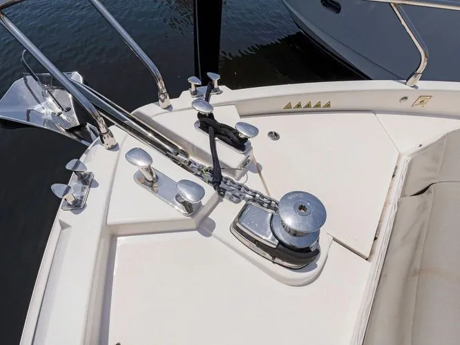 Slide: The Image of 2020 Absolute 62 Fly - Image 7 - 7