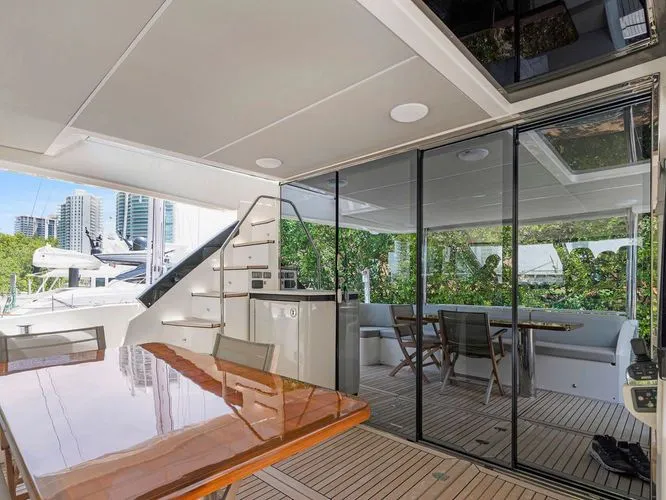 Slide: The Image of 2020 Absolute 62 Fly - Image 8 - 8